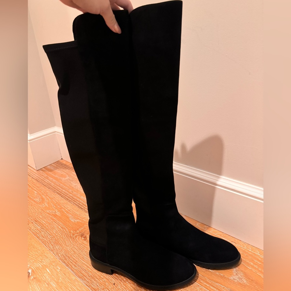 NWOT Stuart Weitzman City Suede Boot